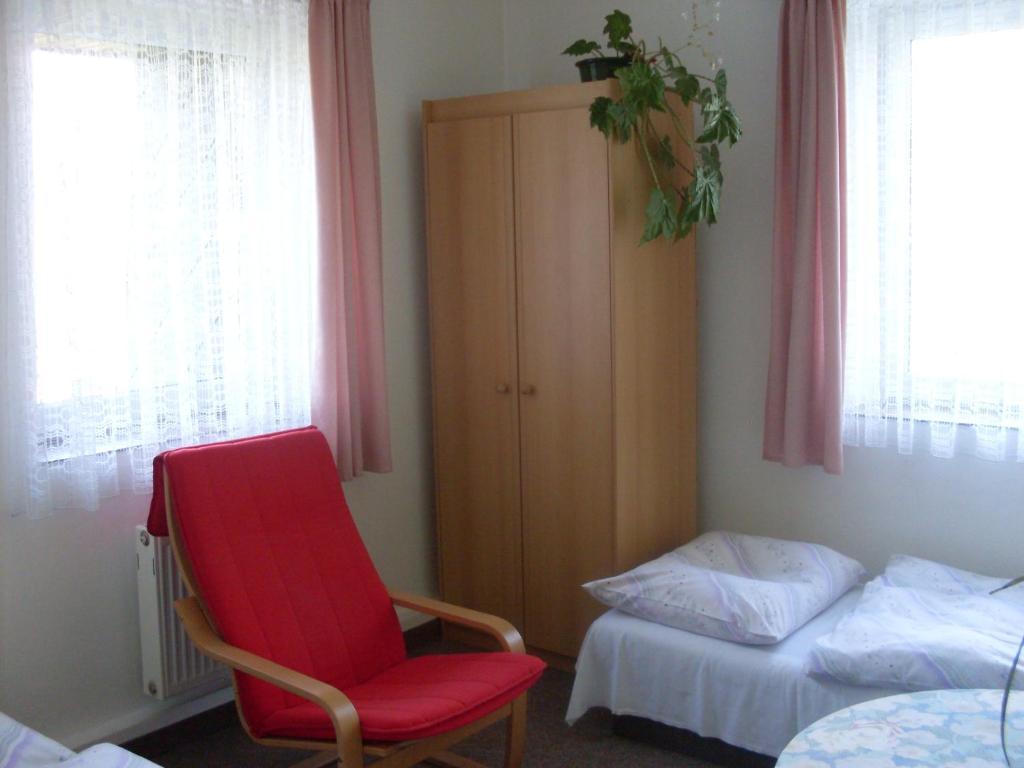 Pension U Kastanu Karlovy Vary Chambre photo