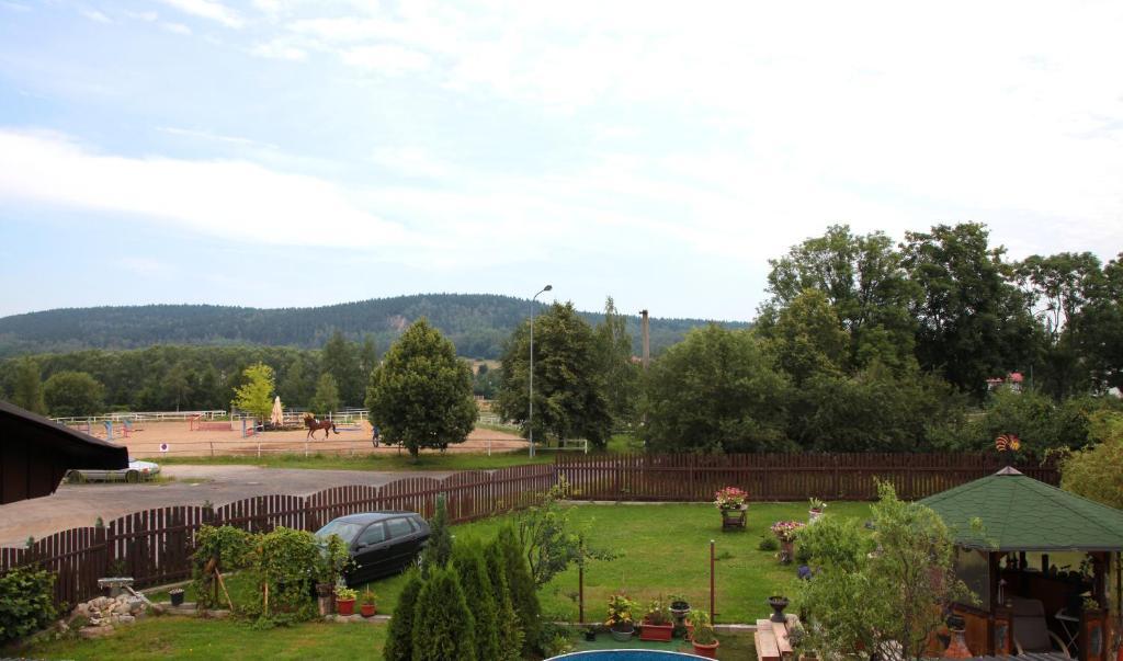 Pension U Kastanu Karlovy Vary Chambre photo